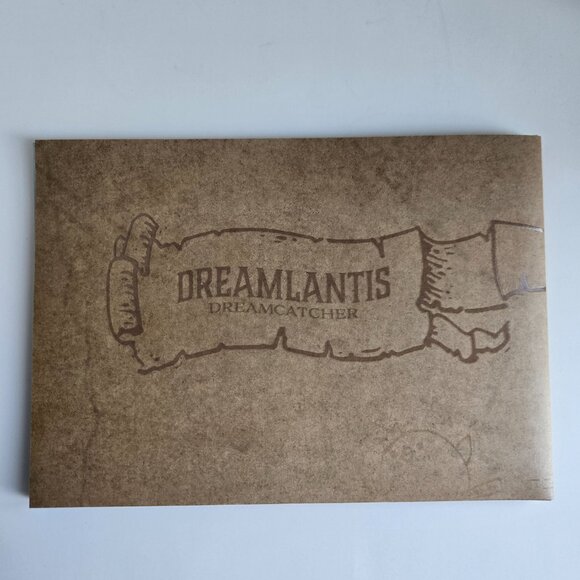 💎 DREAMCATCHER Dreamlantis K-Pop MD Set (4 Pc: Poster, Bracelet, Stamp, Tag) - Picture 15 of 16